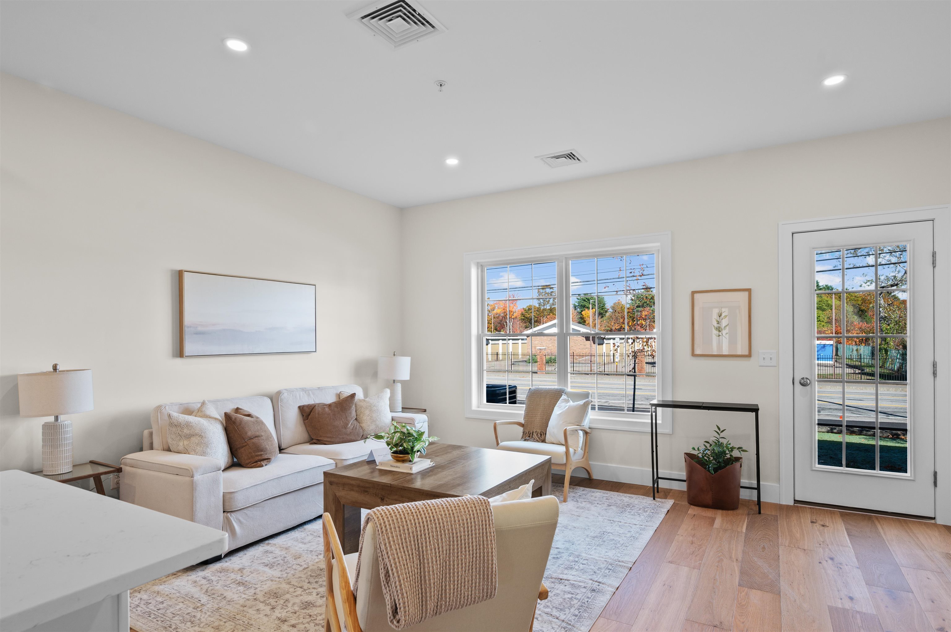 13 Suffolk Drive, Unit 4 Concord, NH 03303 - Photo 2 of 33