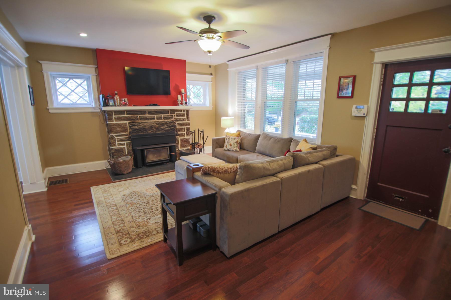 7128 Cresheim Road Philadelphia, PA 19119 - Photo 14 of 19