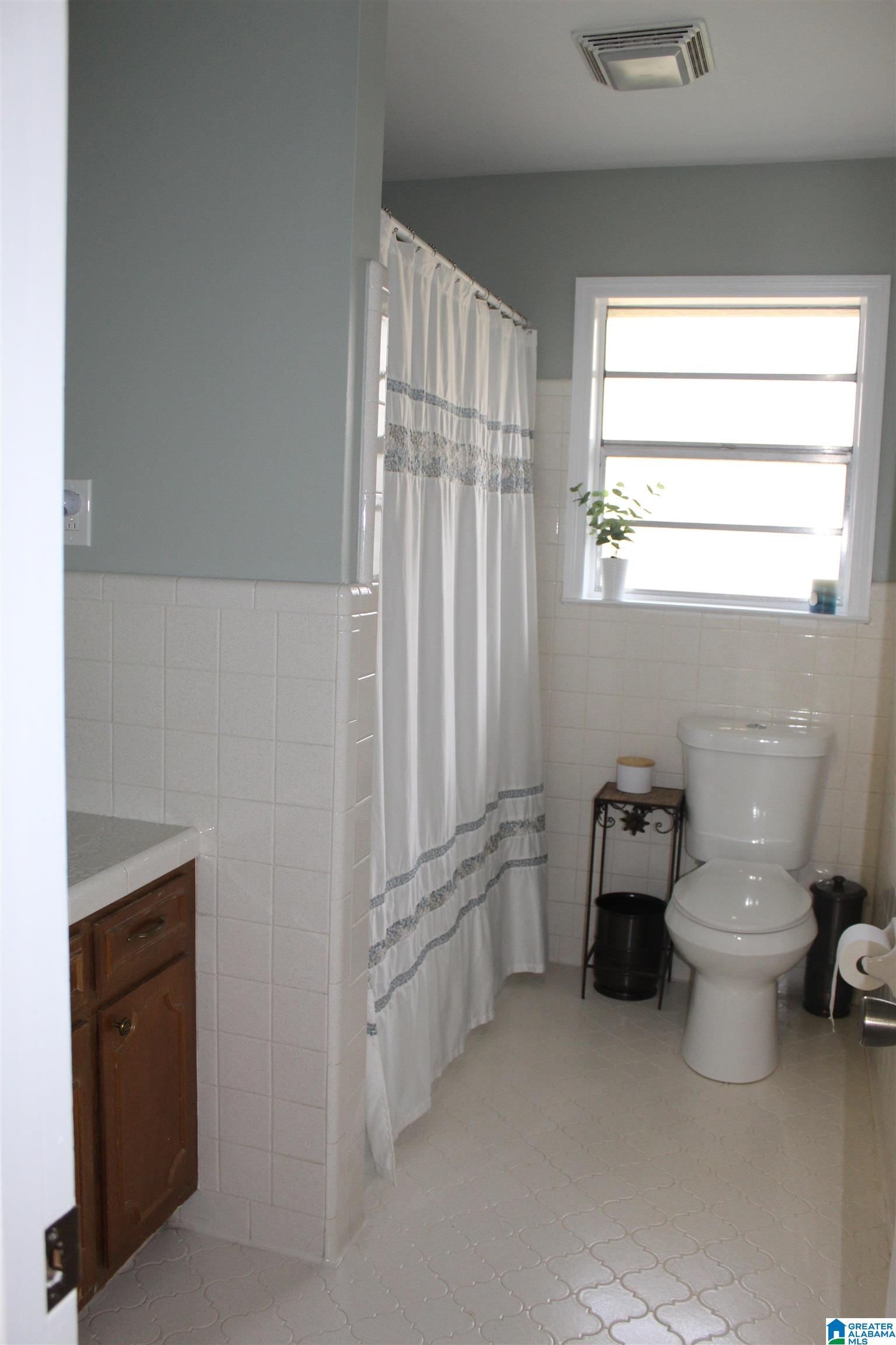 2001 Brewster Road Birmingham, AL 35235 - Photo 16 of 30
