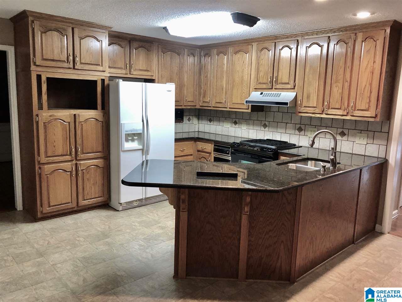 1224 Lake Joyce Road Moody, AL 35004 - Photo 7 of 36