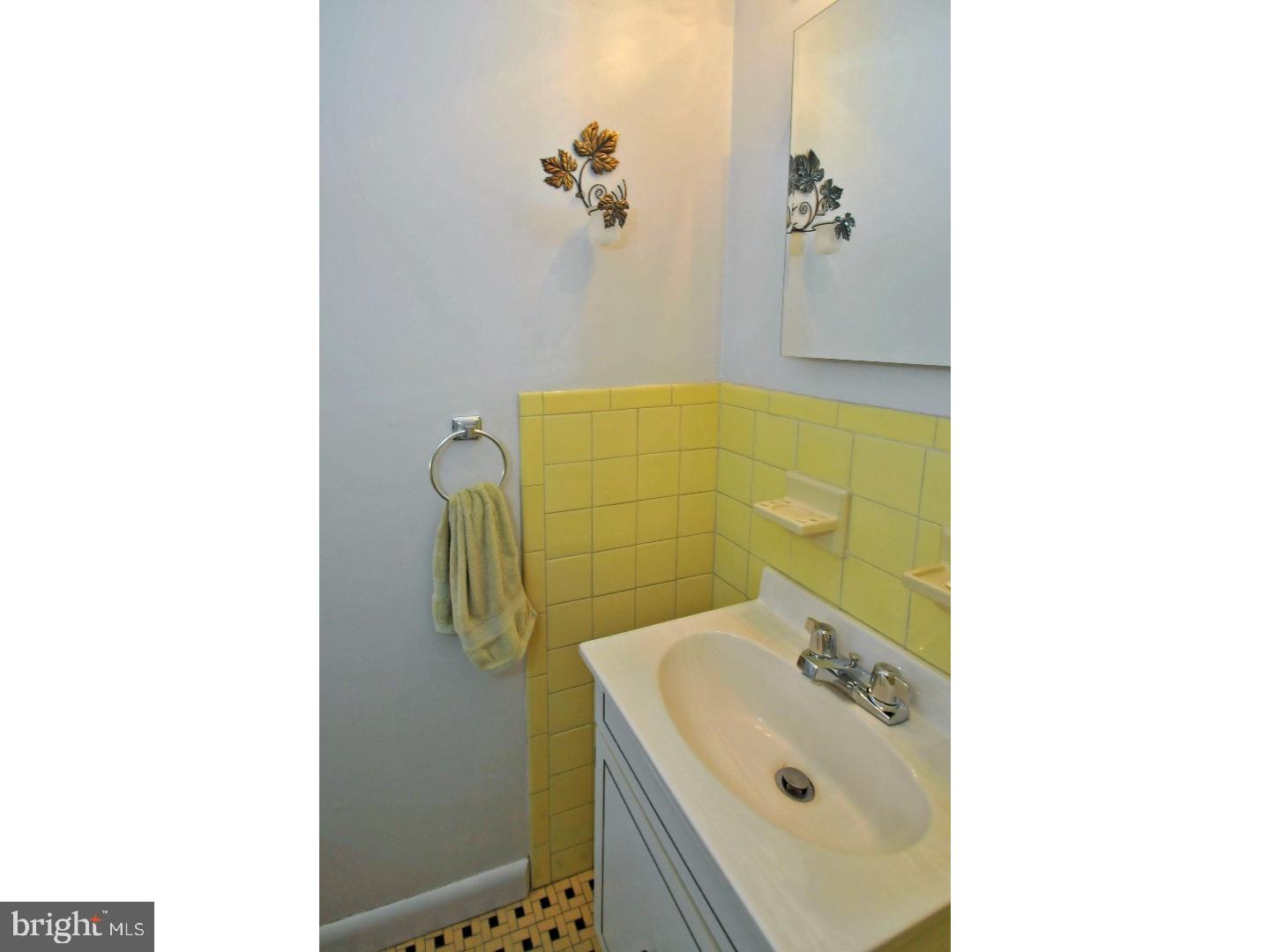 1332 Partridge Road Abington, PA 19001 - Photo 15 of 25 Half Bath
