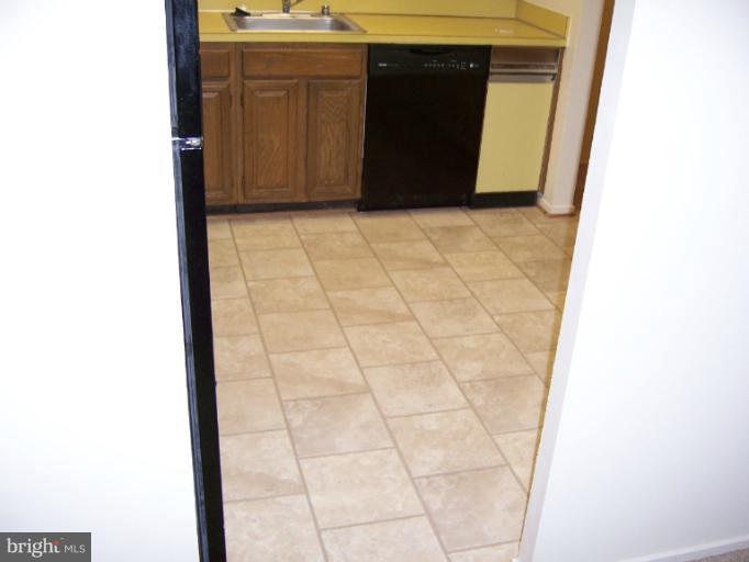 10004 Stedwick Road, Unit 104 Gaithersburg, MD 20886 - Photo 16 of 17 Interior (General)