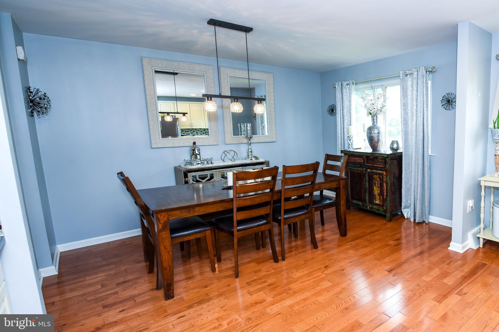 12720 Hollins Road Philadelphia, PA 19154 - Photo 7 of 30 Dining Room
