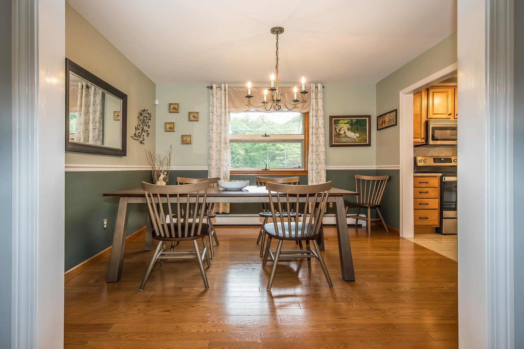 125 Maplewood Drive Rutland Town, VT 05736 - Photo 11 of 32