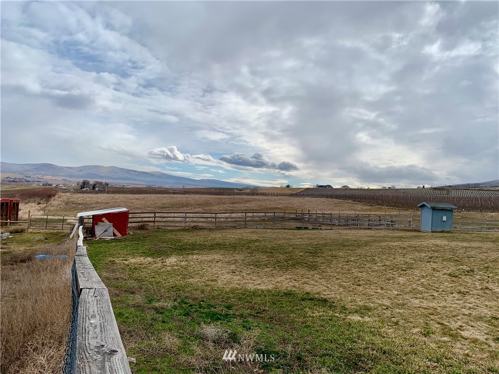 760 Kaynor Road Ellensburg, WA 98926 - Photo 4 of 37 Gallery Image 4