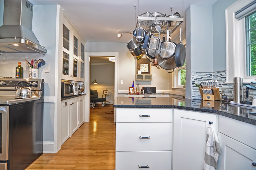 4 Brookdale Road, Unit 4 Arlington, MA 02474 - Photo 4 of 24 Gallery Image 4