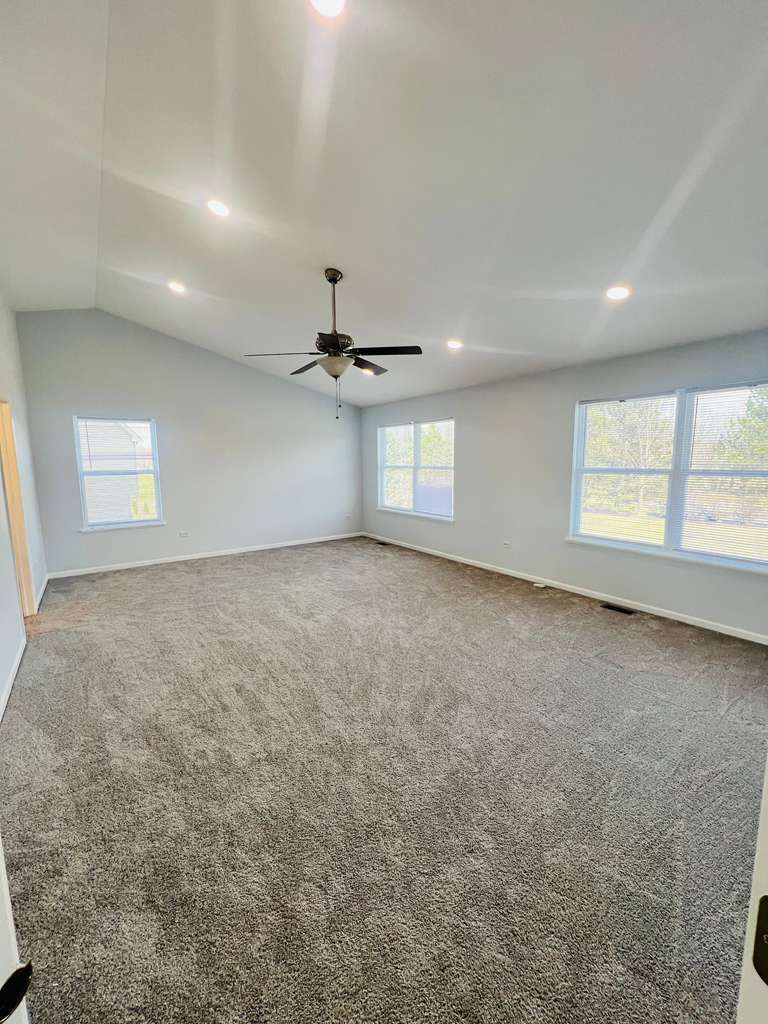 5 Player Court Bolingbrook, IL 60490 - Photo 18 of 42