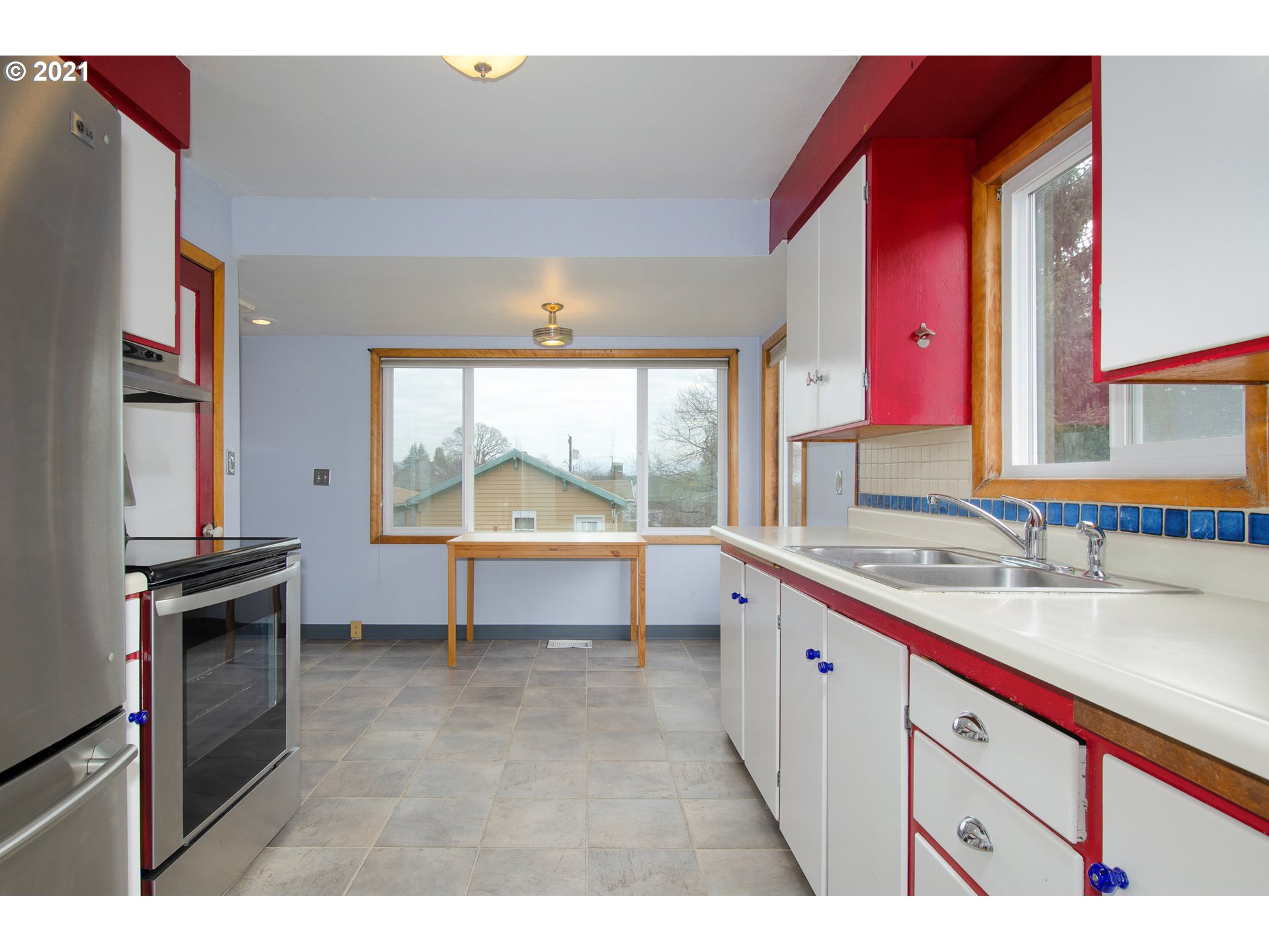 1224 Northwest Drake Way Camas, WA 98607 - Photo 9 of 27