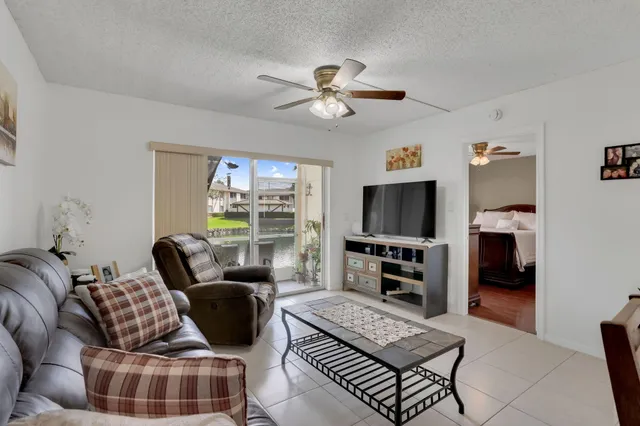 $235,000 | 2423 Northwest 89th Drive, Unit 102, Coral Springs, FL 33065
