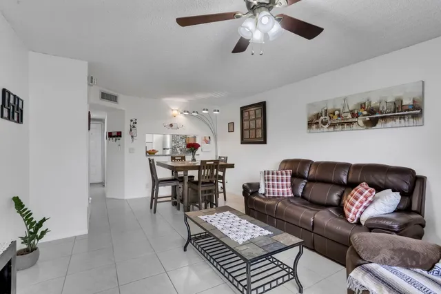 $235,000 | 2423 Northwest 89th Drive, Unit 102, Coral Springs, FL 33065