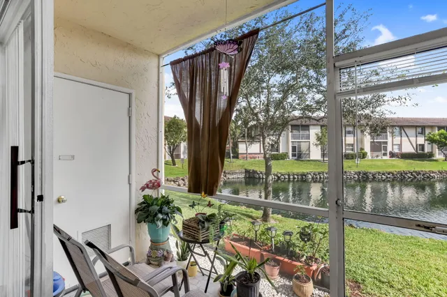 $235,000 | 2423 Northwest 89th Drive, Unit 102, Coral Springs, FL 33065