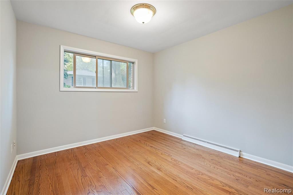 225 Orchardale Drive Rochester Hills, MI 48309 - Photo 28 of 34