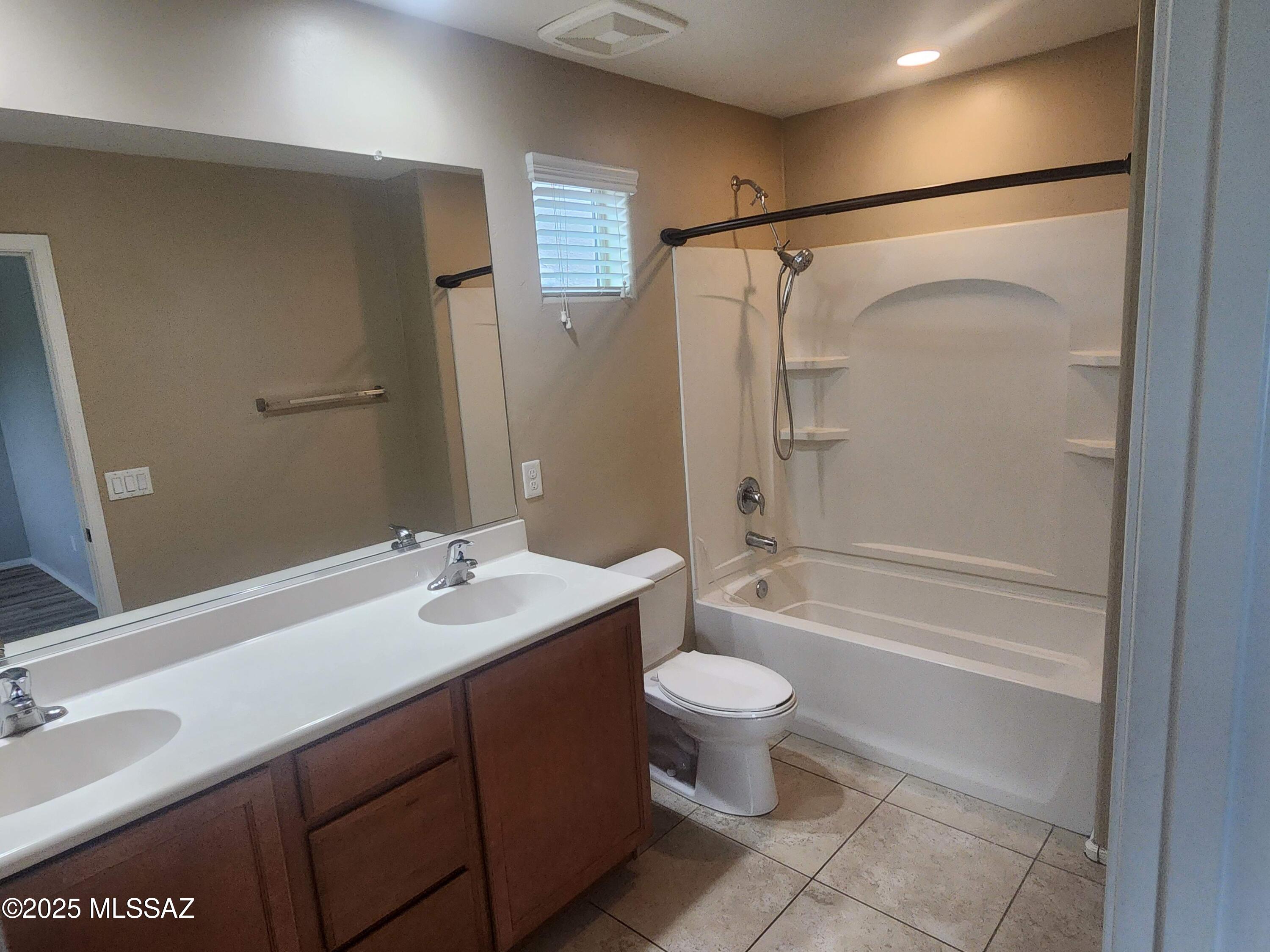 5781 Cedar Ridge Road Tucson, AZ 85747 - Photo 10 of 21