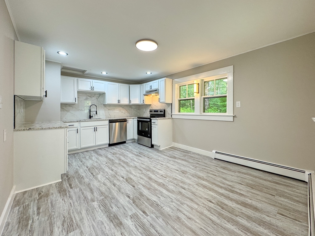 198 School Street North Barre, MA 01005 - Photo 10 of 23