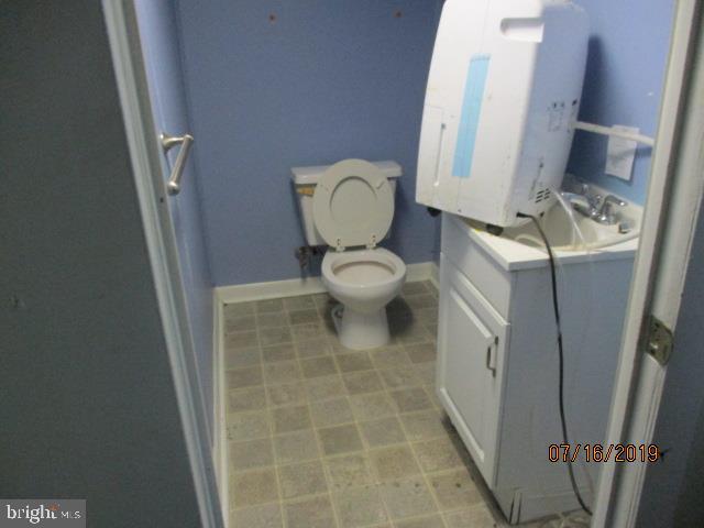 87 Hoffman Road Ridley Park, PA 19078 - Photo 6 of 10 Gallery Image 6