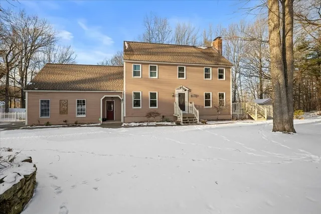$595,000 | 34 Scandinavia Avenue, Worcester, MA 01603