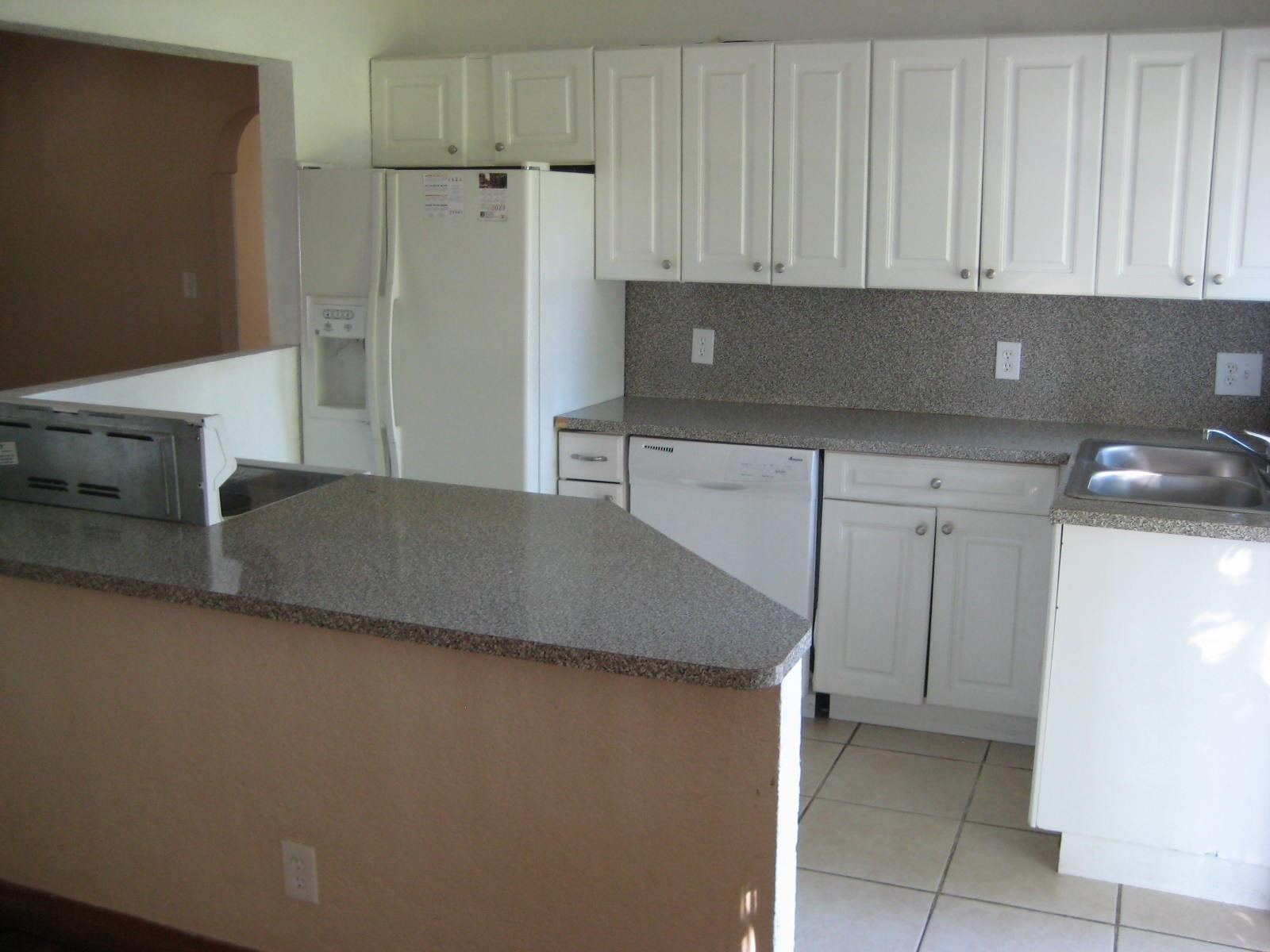 1952 Wilson Street Hollywood, FL 33020 - Photo 11 of 19 Photo 11