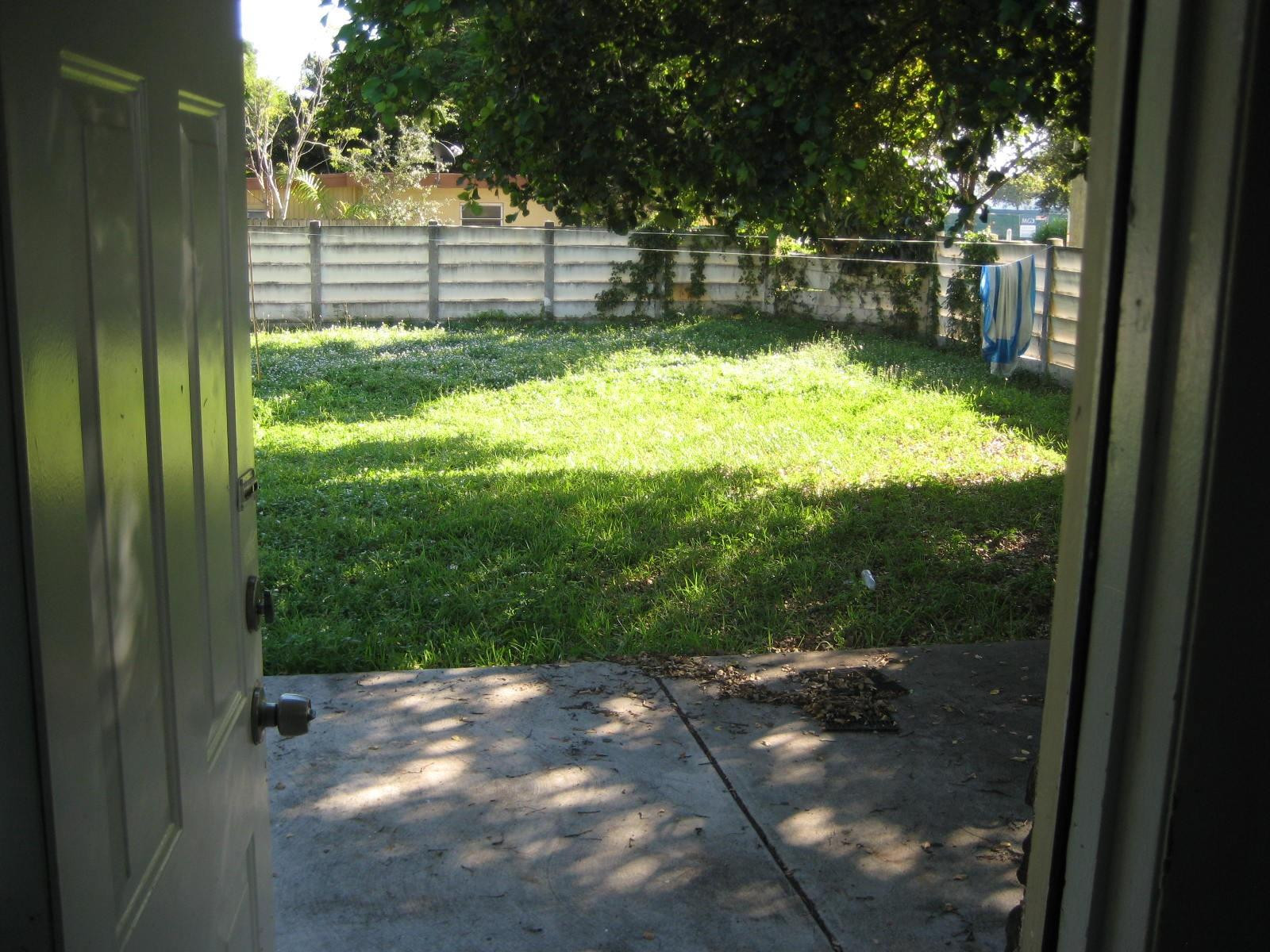 1952 Wilson Street Hollywood, FL 33020 - Photo 12 of 19 Photo 12