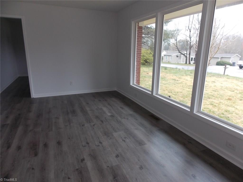 717 Parker Road Mount Airy, NC 27030 - Photo 4 of 11 Gallery Image 4