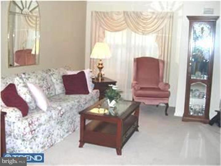 76 Charing Cross Road, Unit 44 Doylestown, PA 18901 - Photo 3 of 12 Gallery Image 3