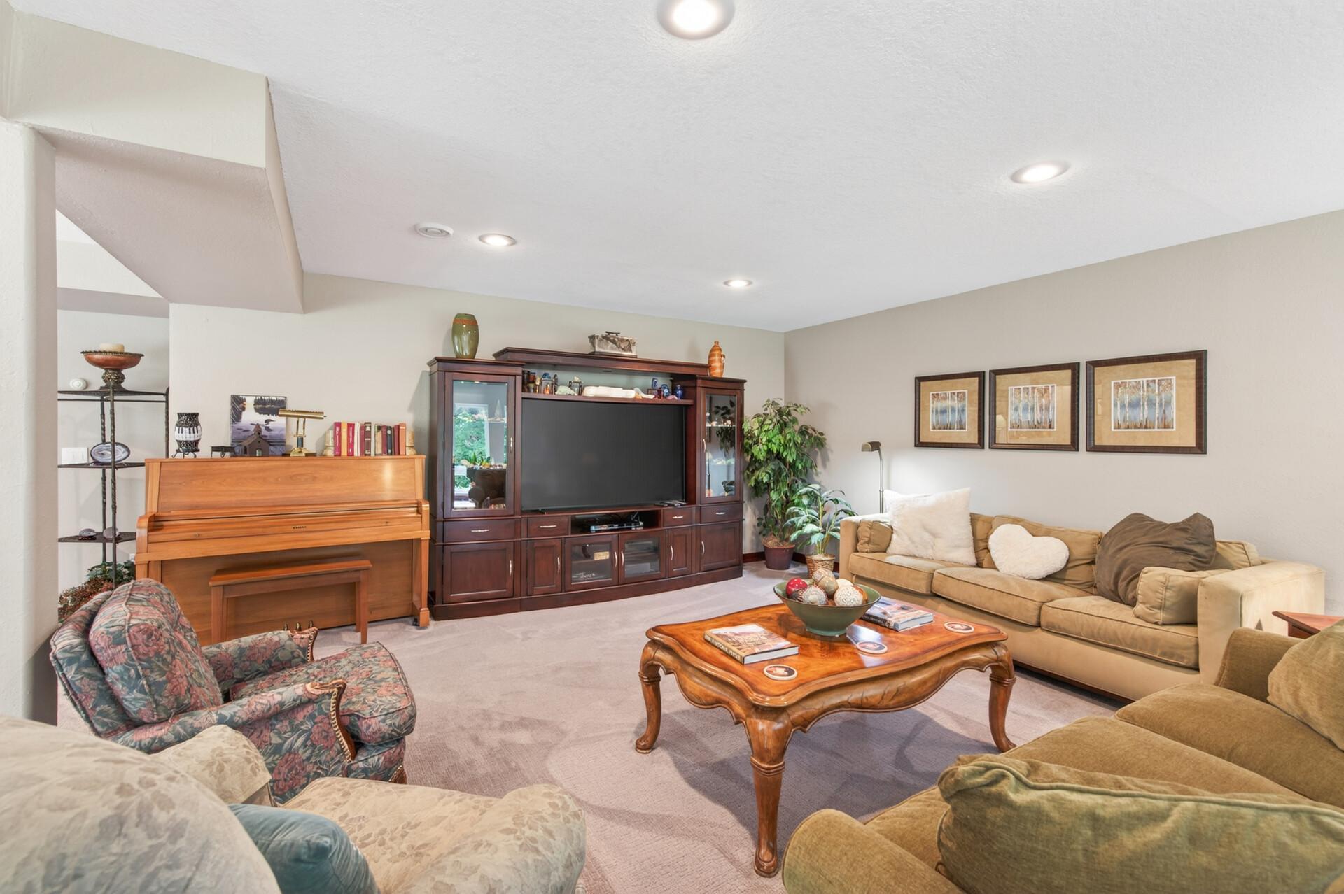 381 Del Rio Drive Chanhassen, MN 55317 - Photo 60 of 97