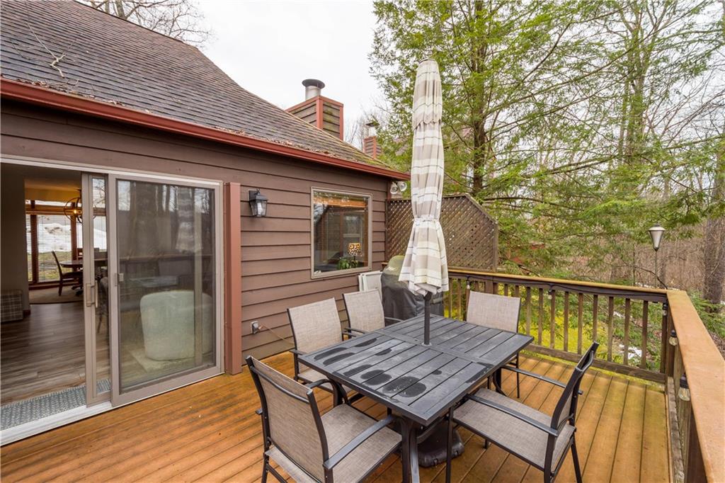 618 The Maples Farmington, PA 15437 - Photo 9 of 38