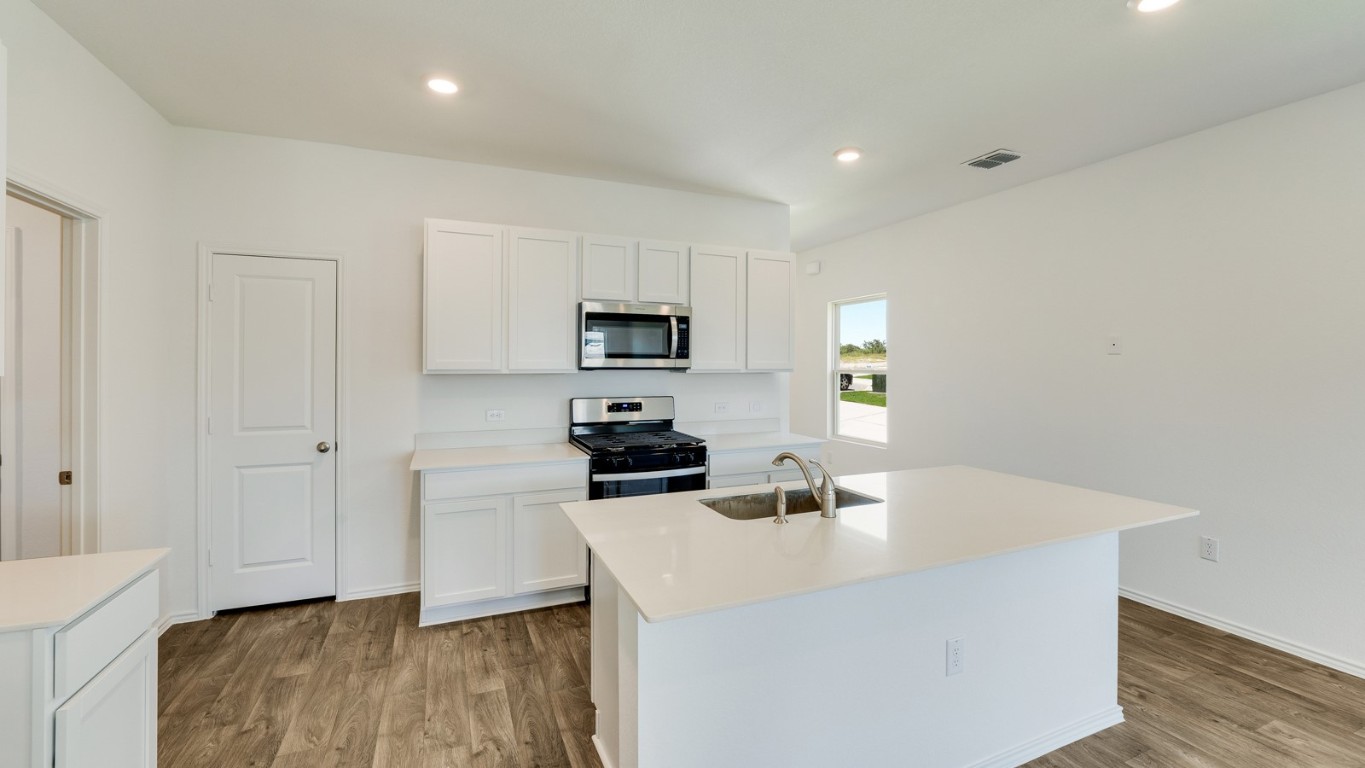 12110 Pike Bend Mustang Ridge, TX 78610 - Photo 7 of 26