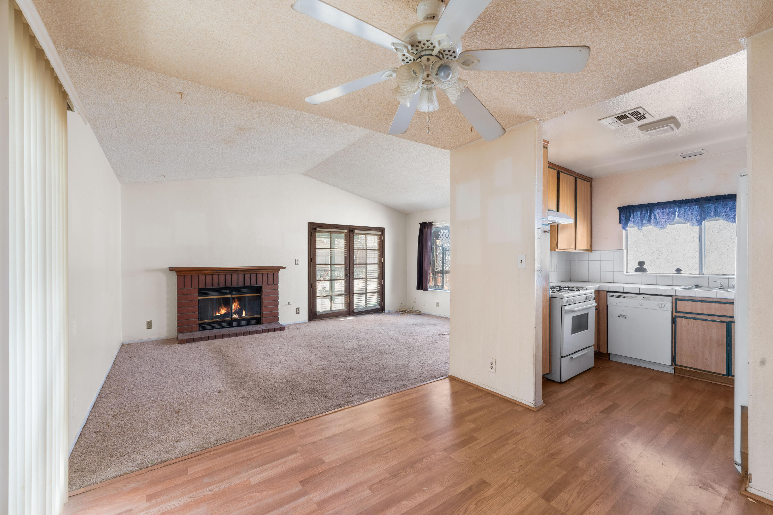 37151 29th Place East Palmdale, CA 93550 - Photo 9 of 23 29th Pl-12