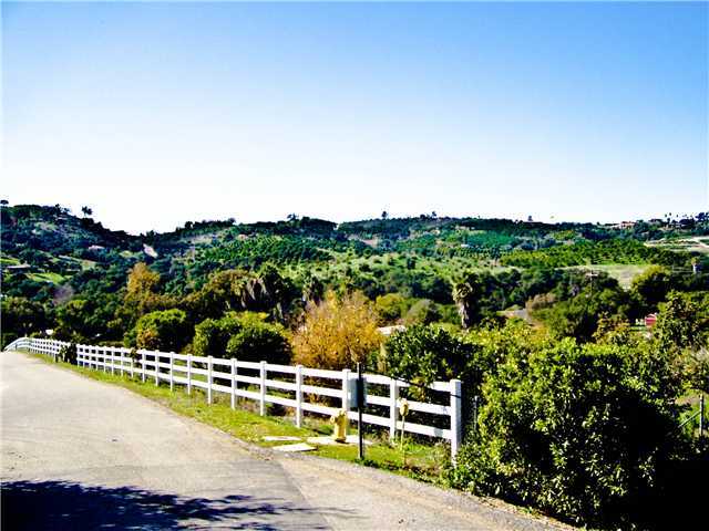 4075 Helena Road Fallbrook, CA 92028 - Photo 2 of 24