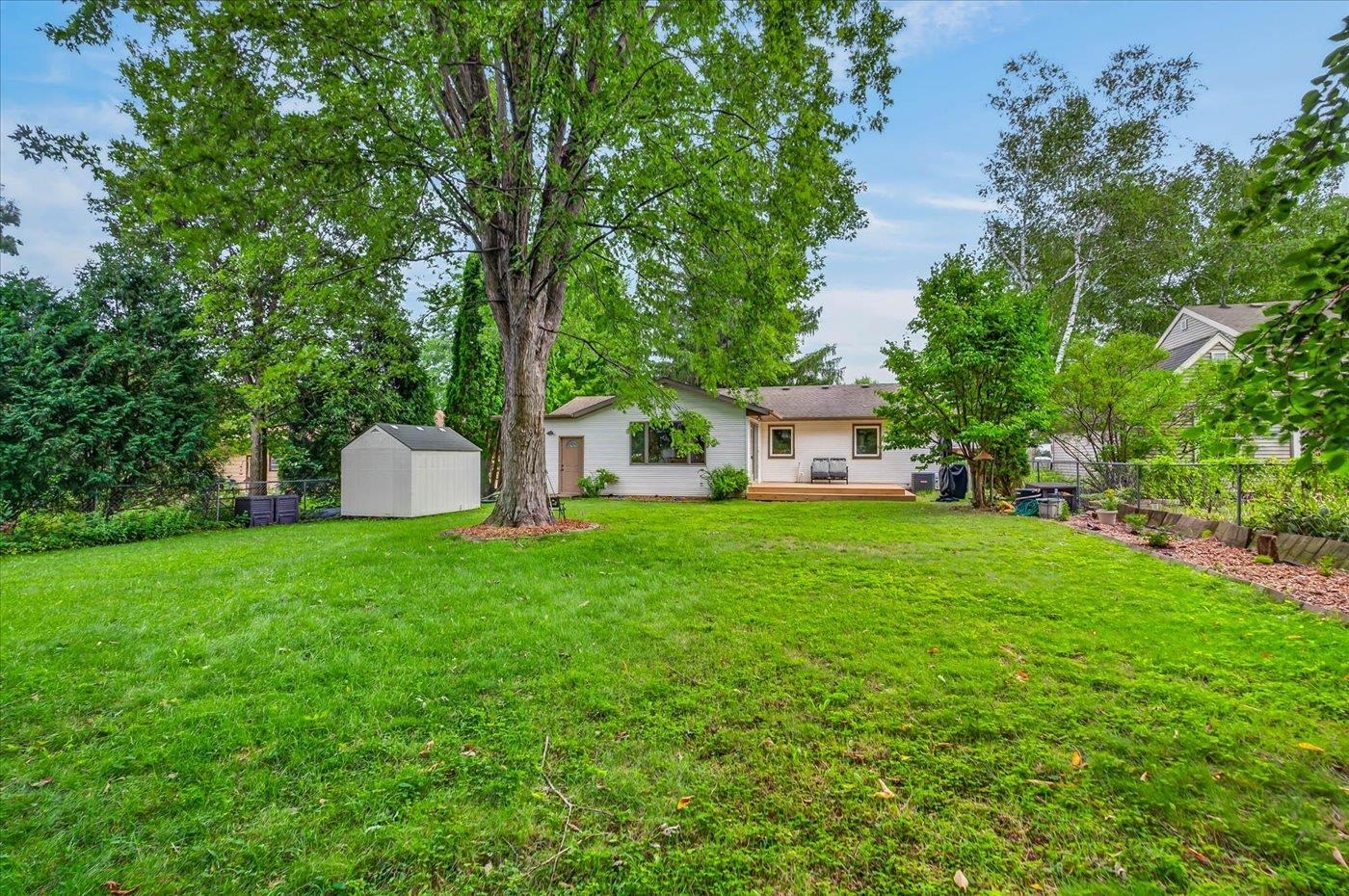 522 Charles Madison, WI 53711 - Photo 38 of 38 Gallery Image 38