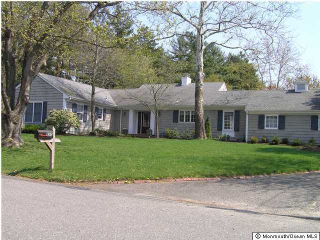 920 Woodview Road Brielle, NJ 08730 - Photo 1 of 3 Primary Photo