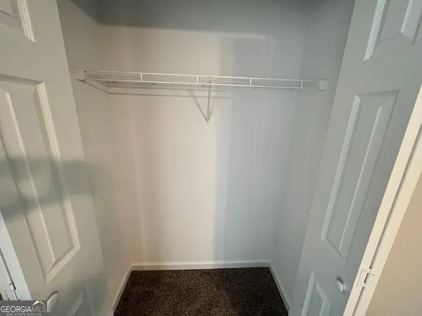 a view of utility room