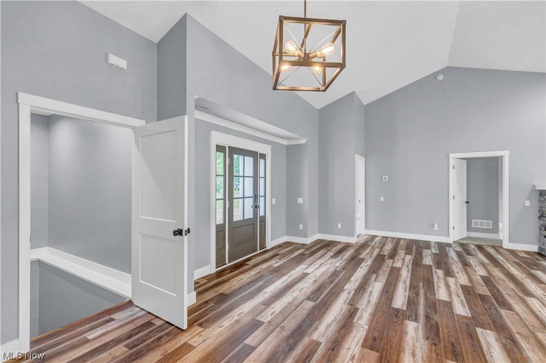 260 Morgan Terrace Rome, OH 44085 - Photo 5 of 27 Open-concept with vaulted ceiling