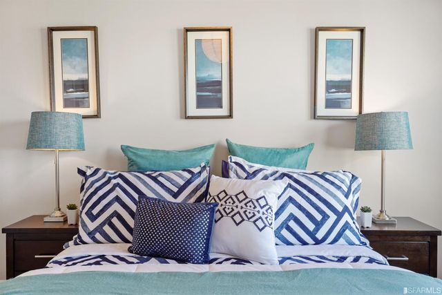 a view of a dinning table and chairs in the patio