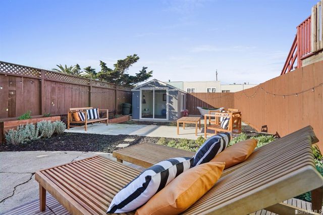 $1,675,000 | 2251 47th Avenue, San Francisco, CA 94116