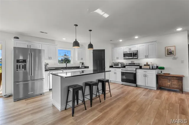 $304,900 | 148 Ridge Road, Oak Ridge, MO 63769