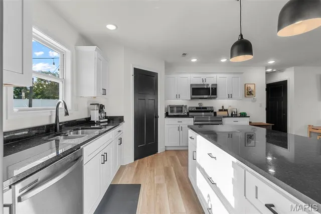 $304,900 | 148 Ridge Road, Oak Ridge, MO 63769