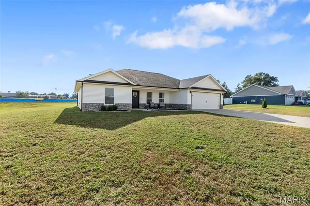 $304,900 | 148 Ridge Road, Oak Ridge, MO 63769