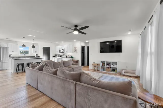 $304,900 | 148 Ridge Road, Oak Ridge, MO 63769