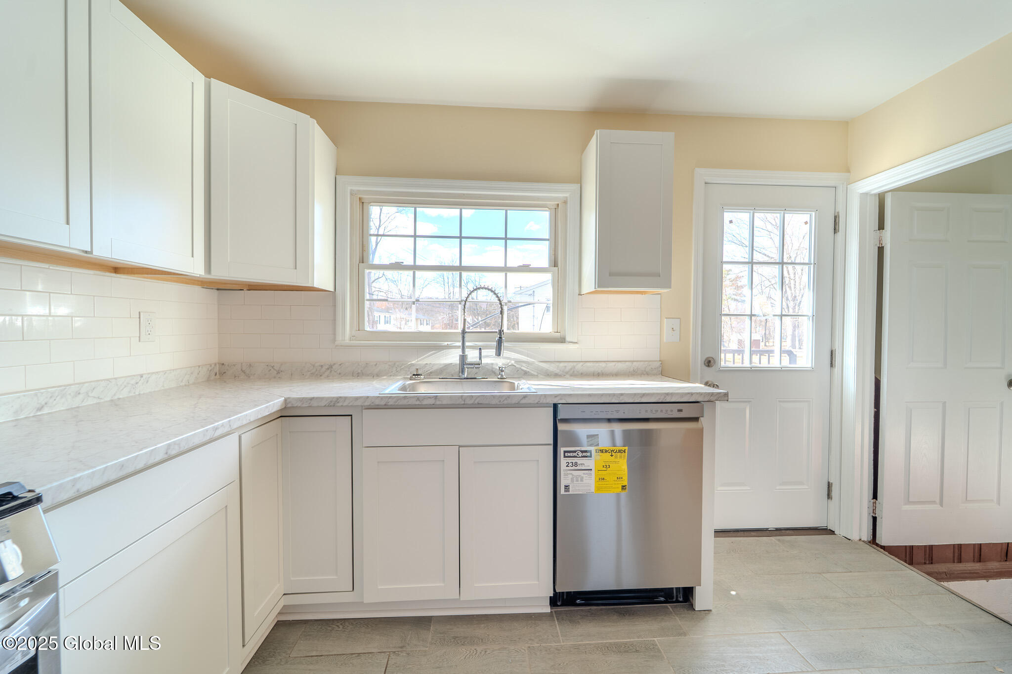 40 Phillips Road Rensselaer, NY 12144 - Photo 11 of 40 MIG05755-HDR