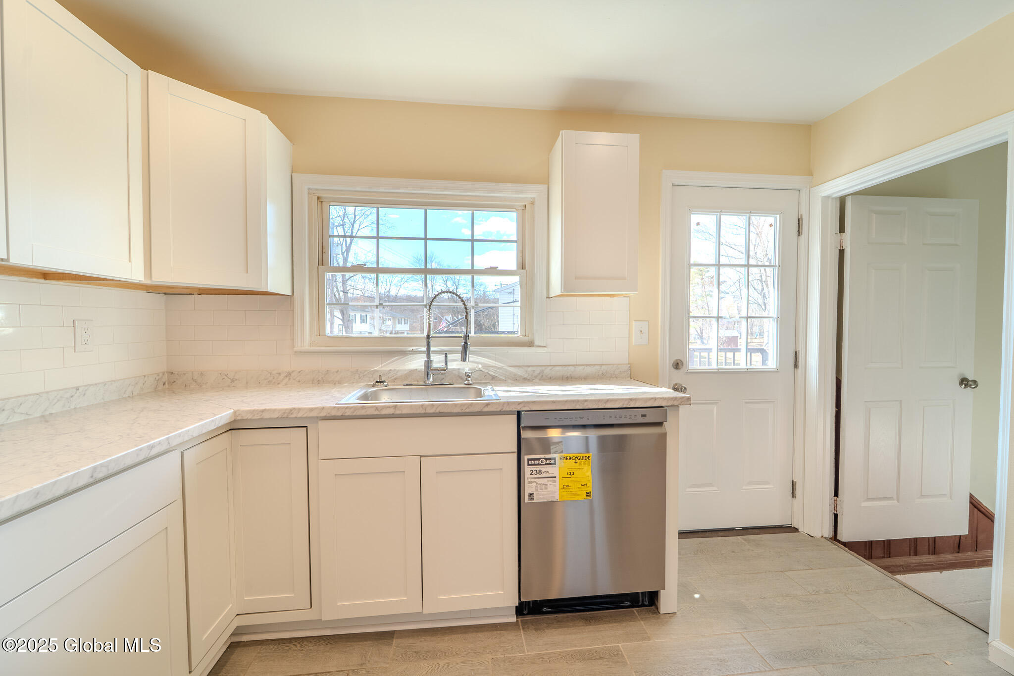 40 Phillips Road Rensselaer, NY 12144 - Photo 14 of 40 MIG05779-HDR