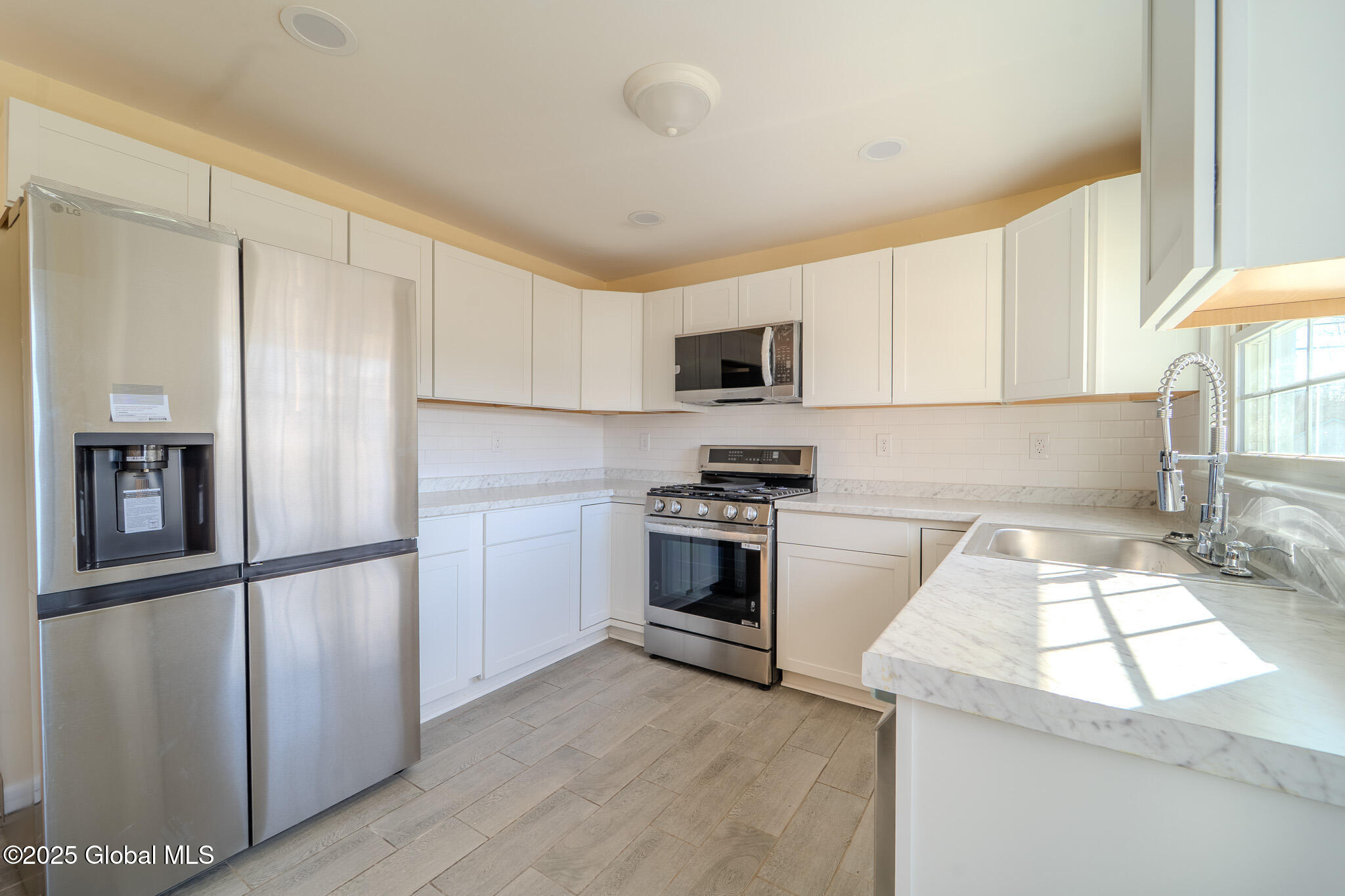 40 Phillips Road Rensselaer, NY 12144 - Photo 10 of 40 MIG05746-HDR