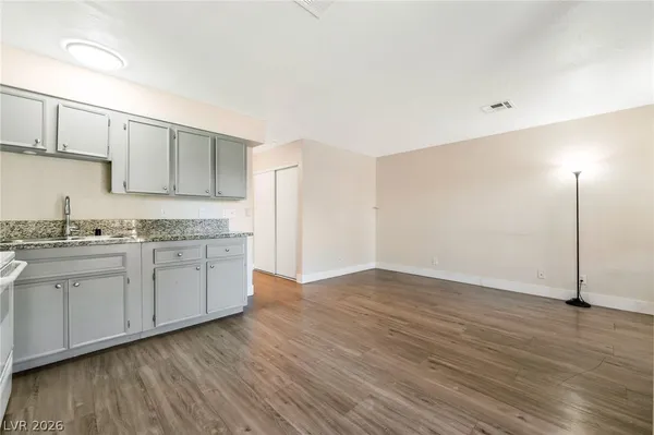 $125,000 | 4300 North Lamont Street, Unit 200, Las Vegas, NV 89115