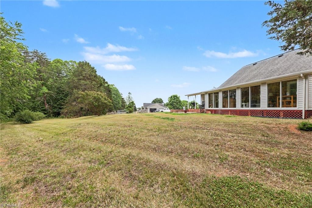 329 Pine Road Eden, NC 27288 - Photo 21 of 25