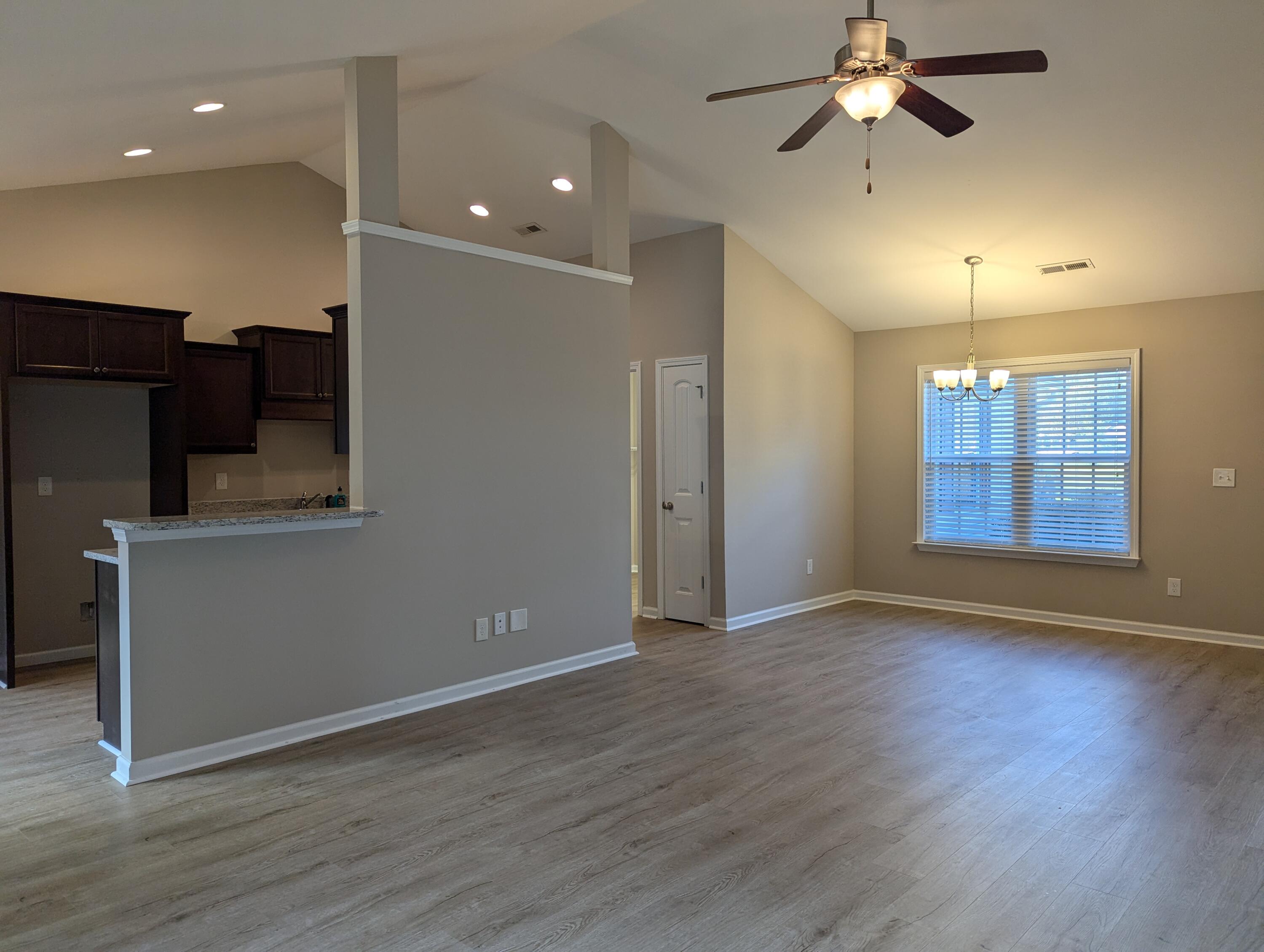 219 Timber Run Drive Hemingway, SC 29554 - Photo 8 of 21 PXL_20241111_210456483