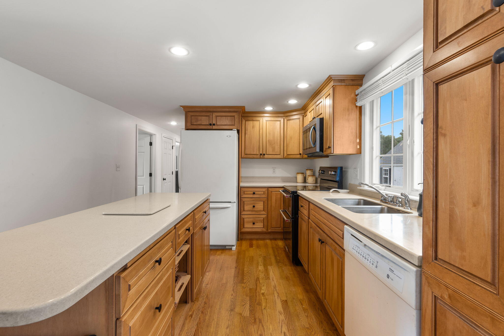 122 Forest Beach Road Chatham, MA 02659 - Photo 10 of 33 36-web-or-mls-122-forest-beach-rd