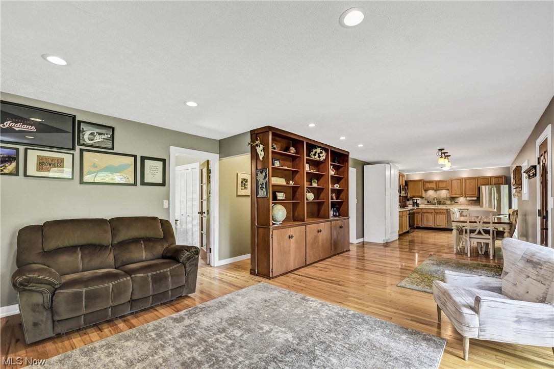 6440 Liberty Road Solon, OH 44139 - Photo 2 of 7 Gallery Image 2