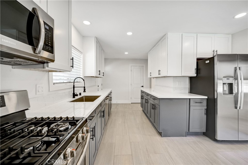 3948 San Marcos Avenue Riverside, CA 92504 - Photo 5 of 13