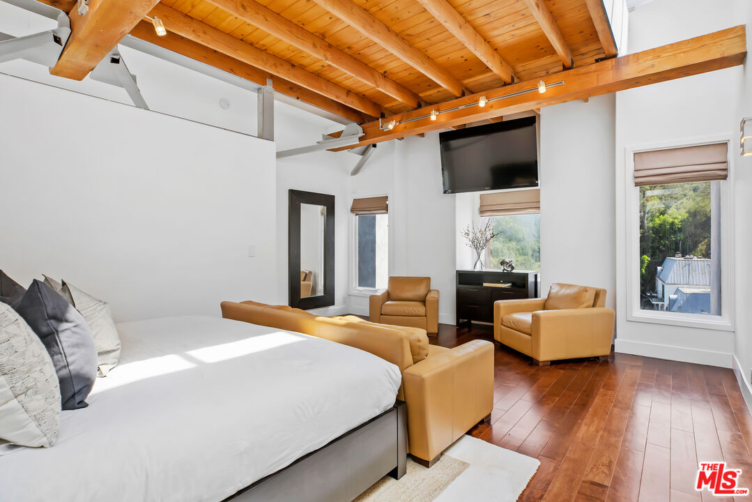 1857 North Beverly Drive Beverly Hills, CA 90210 - Photo 23 of 49