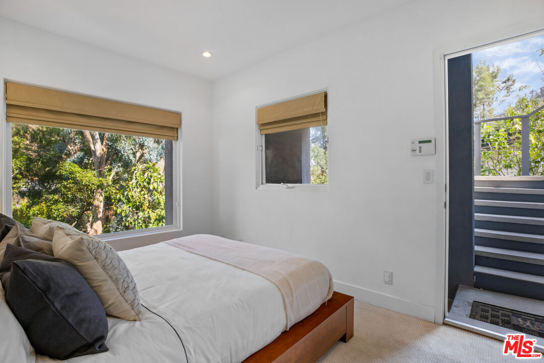 1857 North Beverly Drive Beverly Hills, CA 90210 - Photo 34 of 49